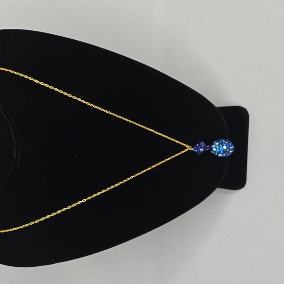 Joan Rivers Jewelry - Joan Rivers Egg Necklace